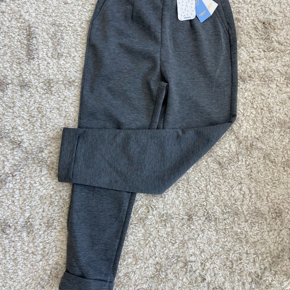 Women's Acegolfs Charcoal Cuffed Joggers XS NWT
